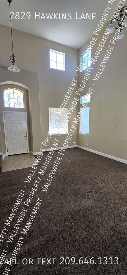 2829 Hawkins Ln #1 - Photo 6 of 25