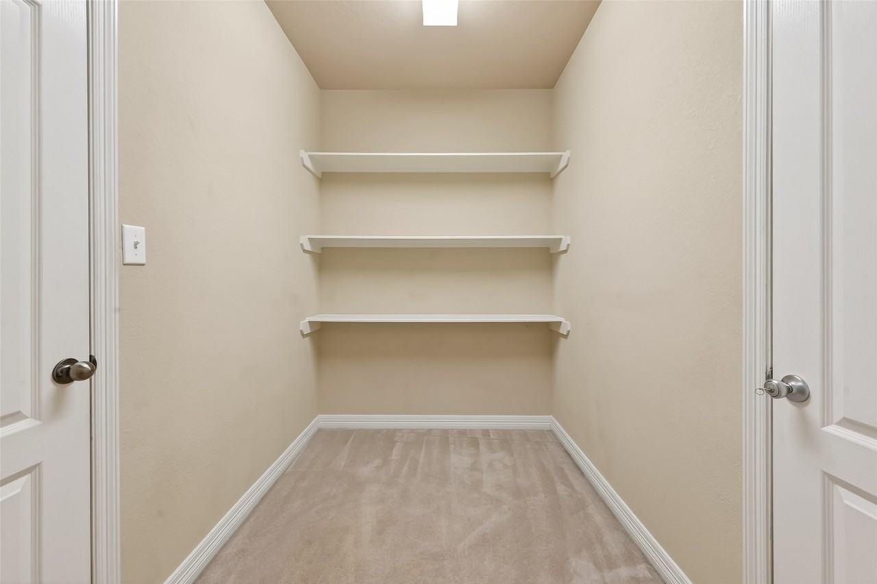 7002 Casita Dr #7002 - Photo 5 of 50