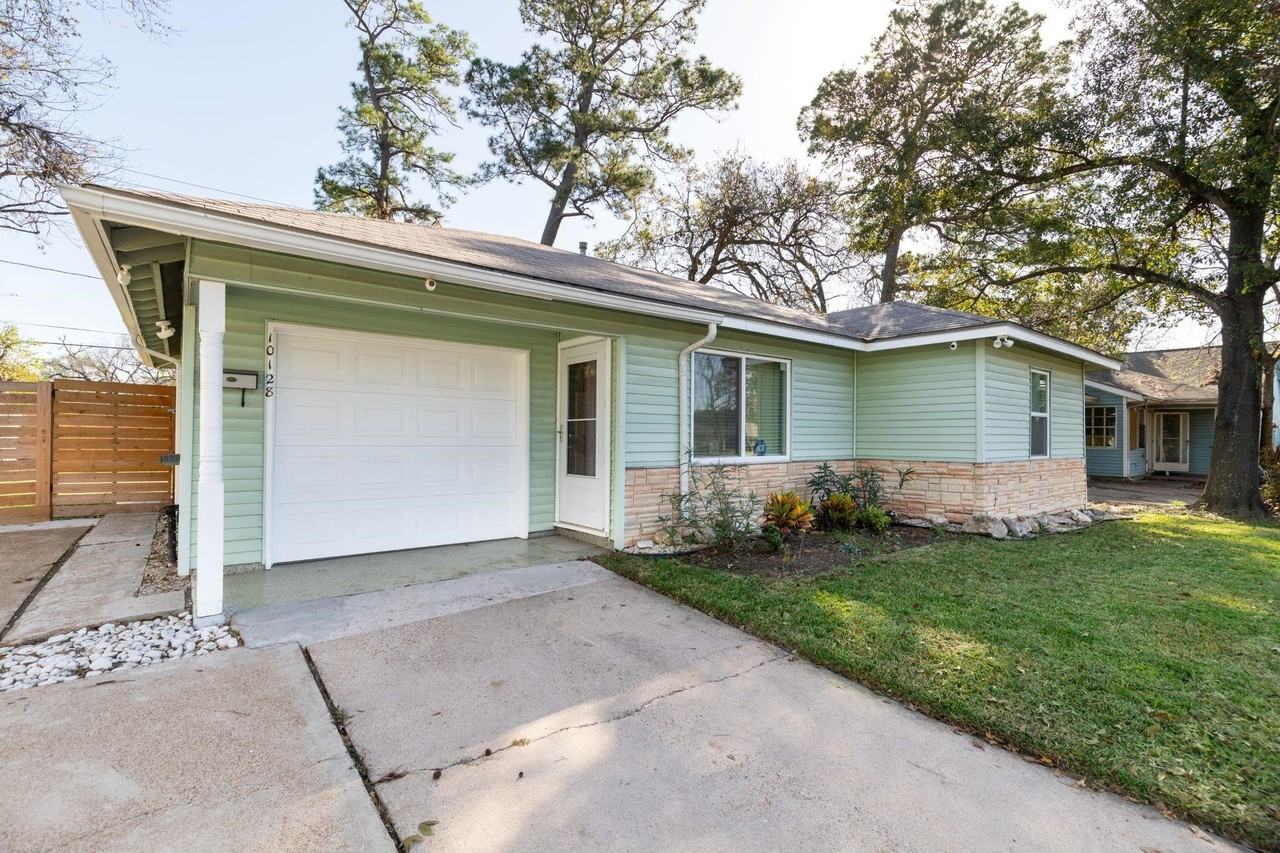 10128 Homestead Rd #10128 - Photo 3 of 9