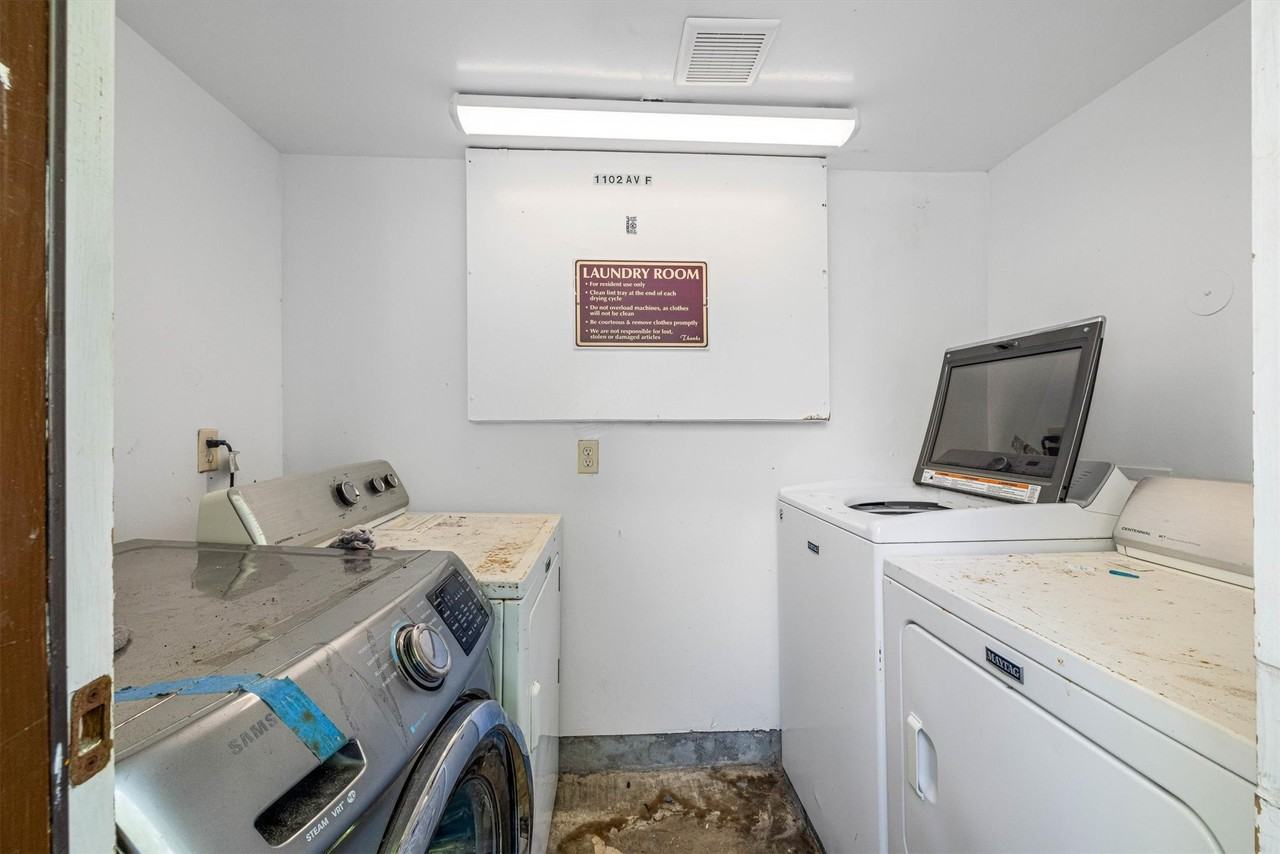 525 11th St #525-2 - Photo 6 of 11