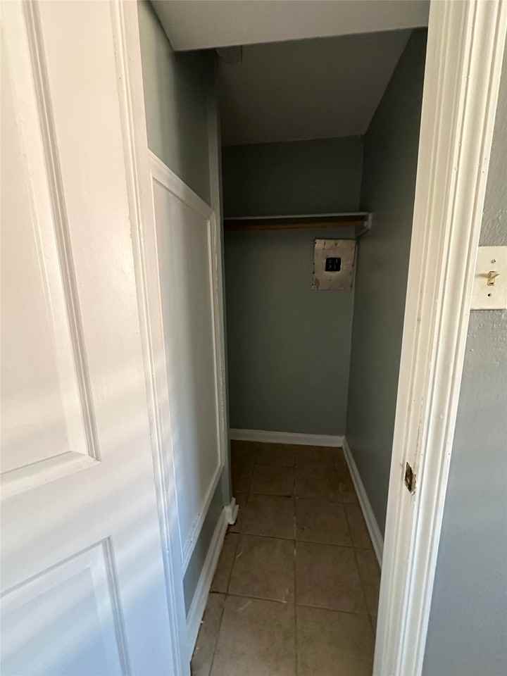 516 Holiday Dr #516-59 - Photo 5 of 12