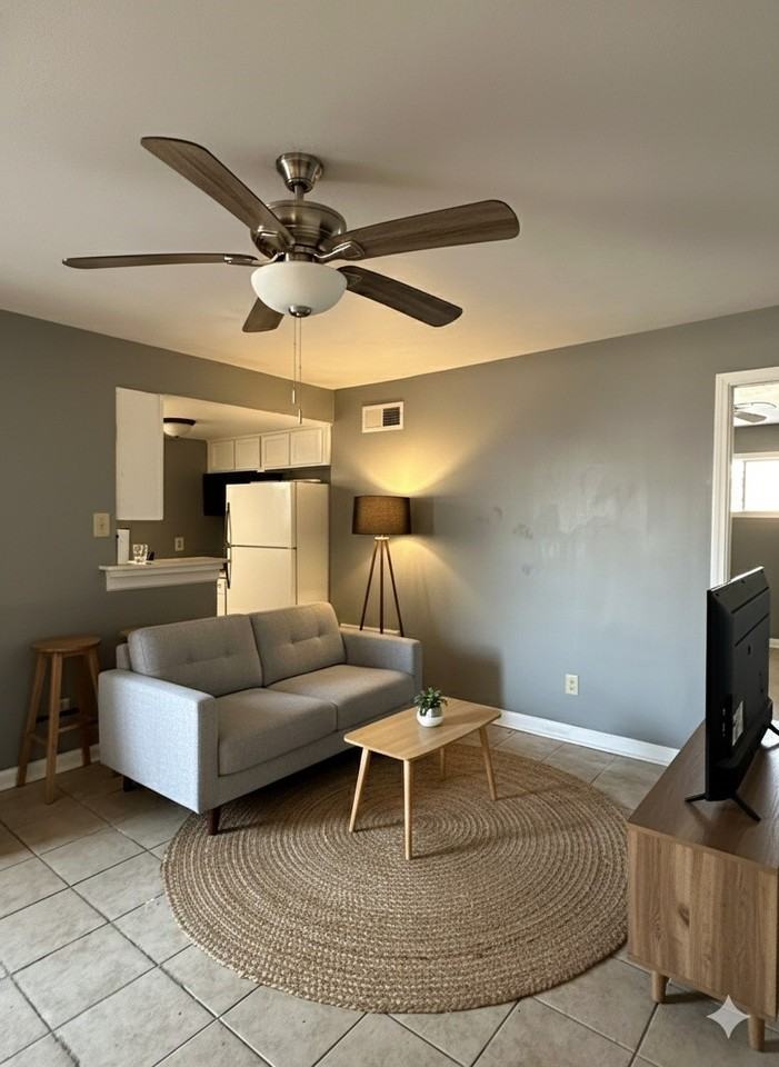 516 Holiday Dr #516-59 - Photo 7 of 12