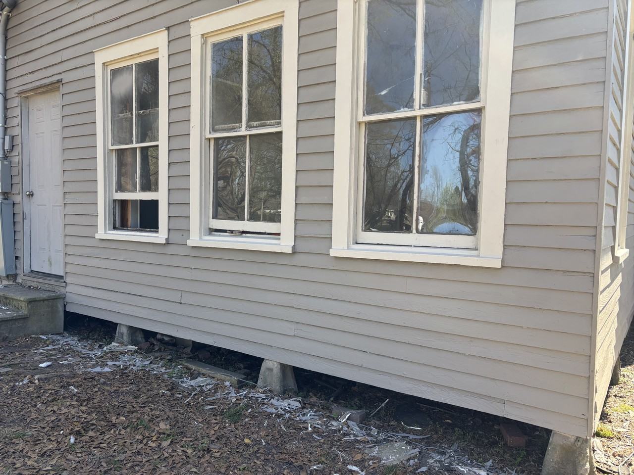 423 Sampson St #1 - Photo 4 of 6