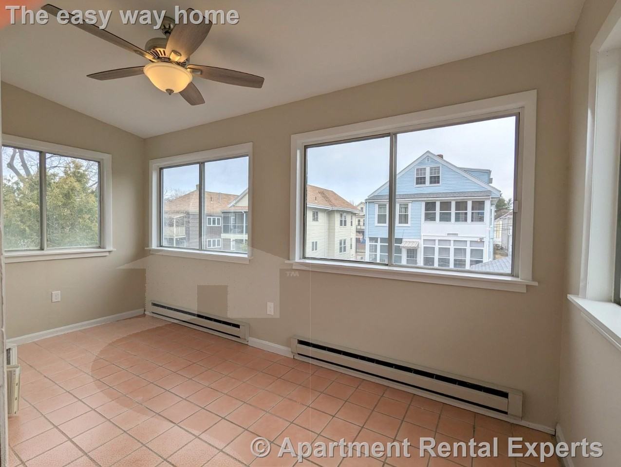 35 Trowbridge St - Photo 7 of 30