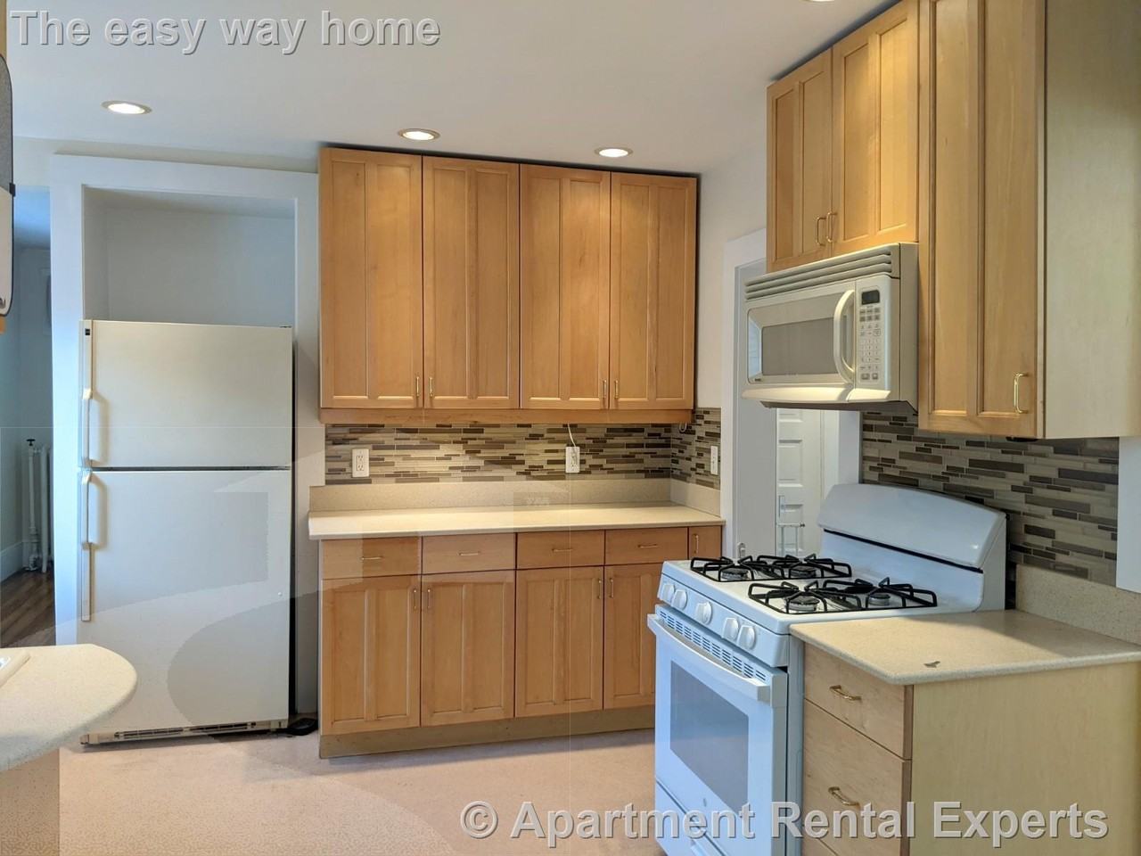 13 Garden Ter - Photo 3 of 26