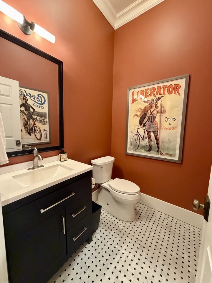 210 N Front St #1 - Photo 6 of 11