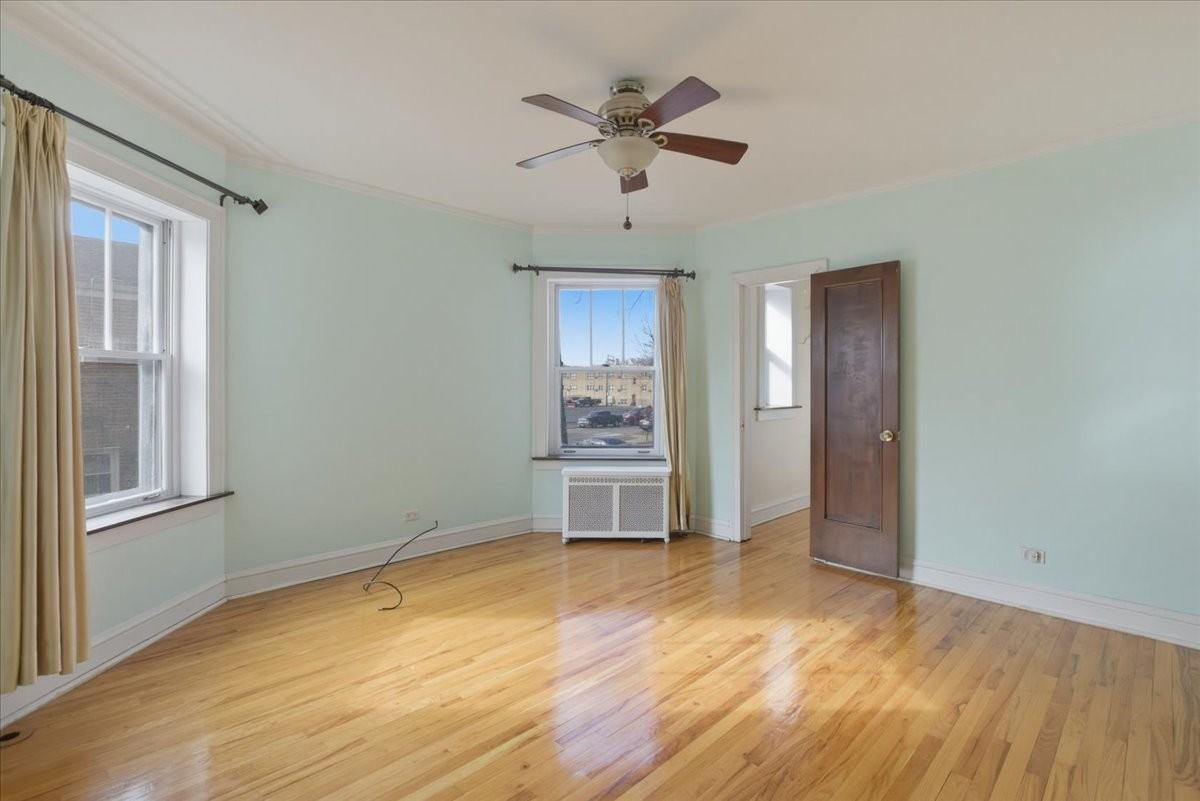 7409 N Claremont Ave #1 - Photo 7 of 12