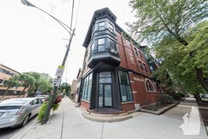 featured image of 2258 N Southport Ave #2