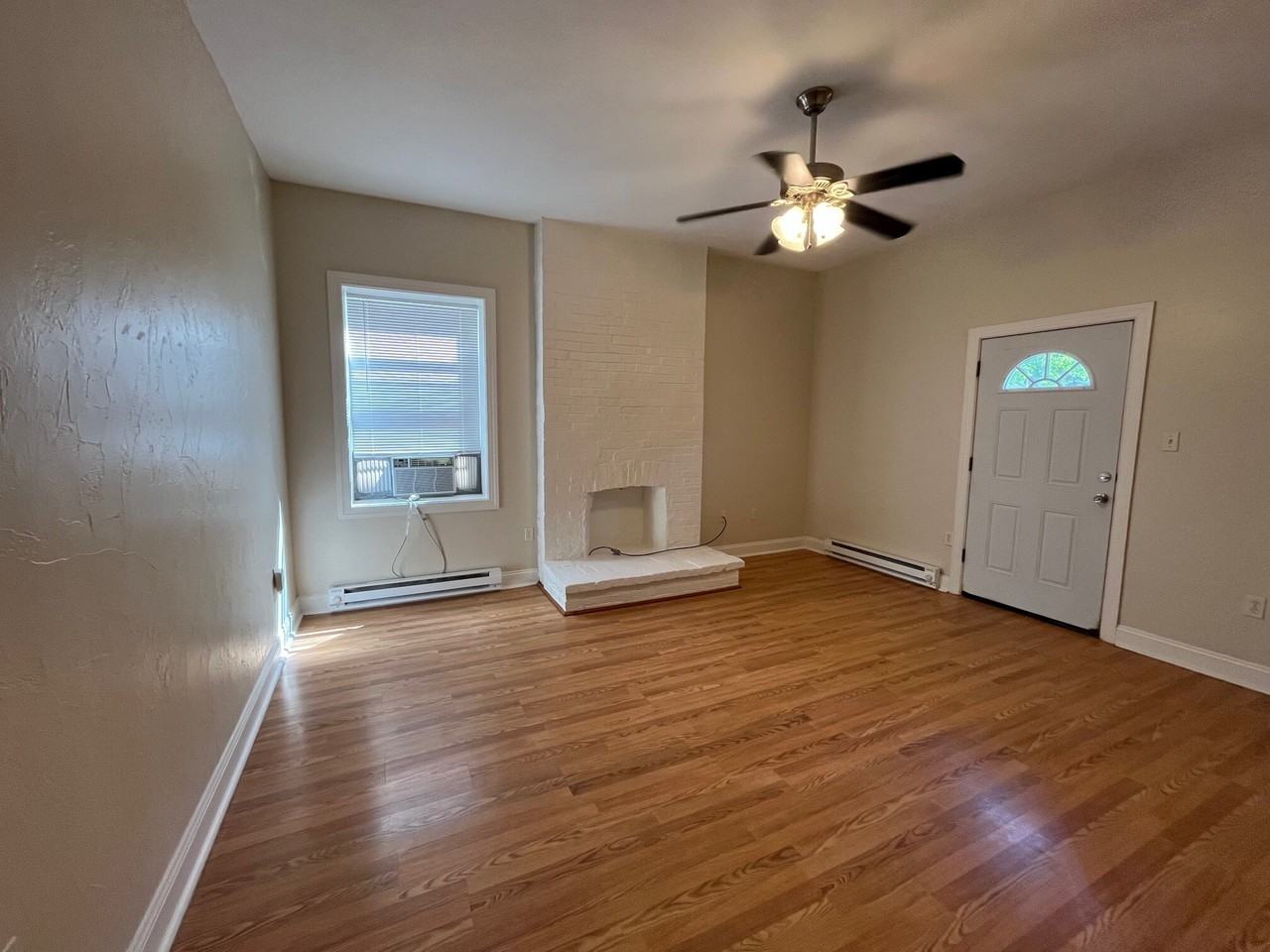 Stratford 217 - Photo 4 of 16