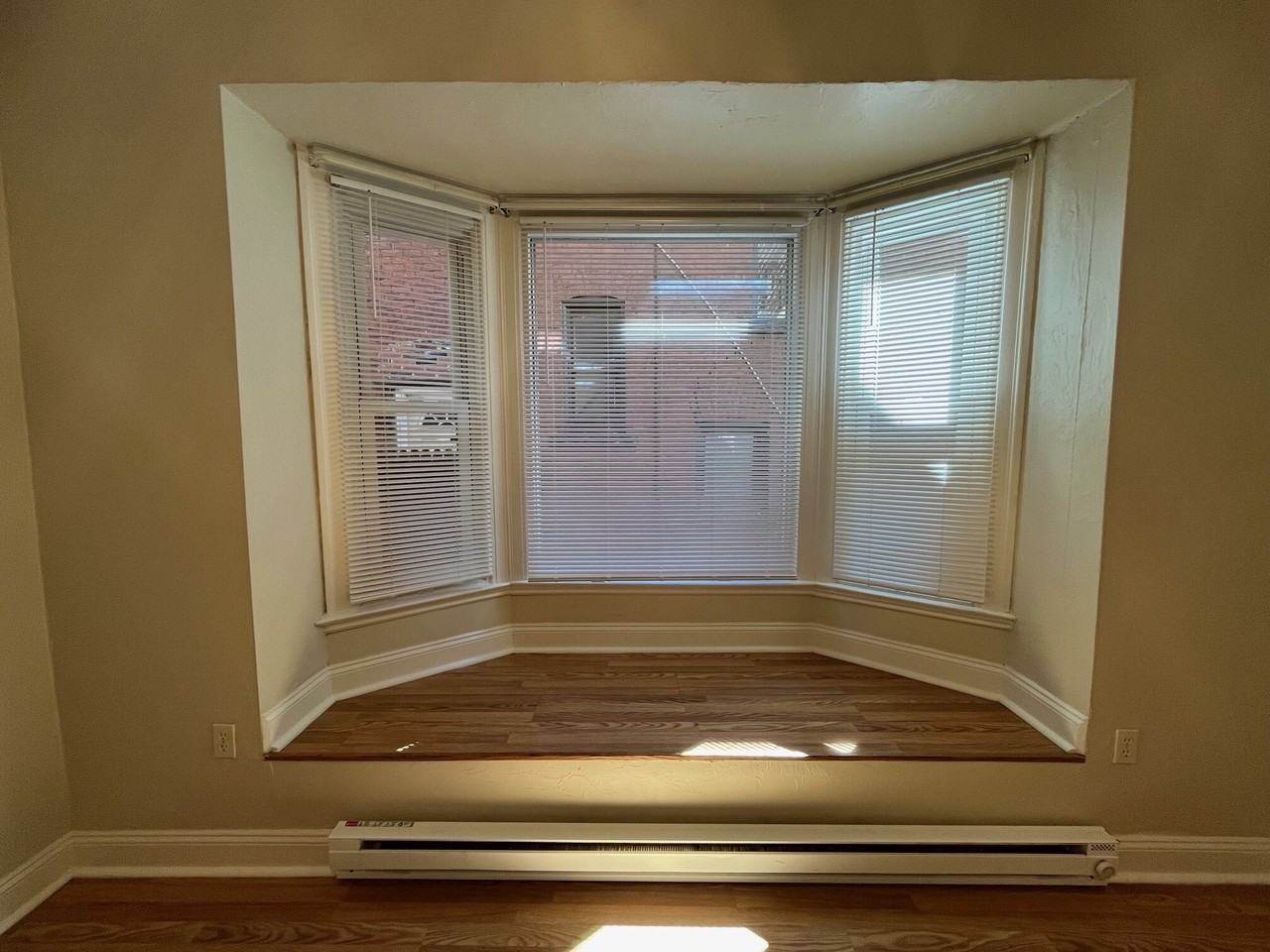 Stratford 217 - Photo 7 of 16