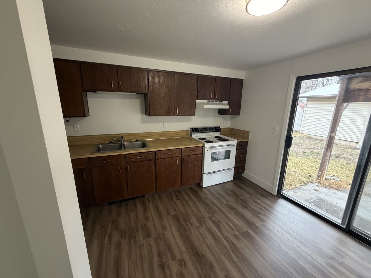 675 Garfield St #1 - Photo 7 of 7