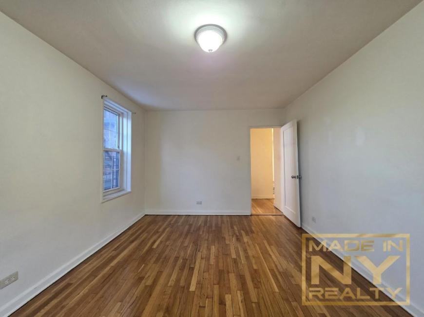 14018 Burden Cres - Photo 7 of 7