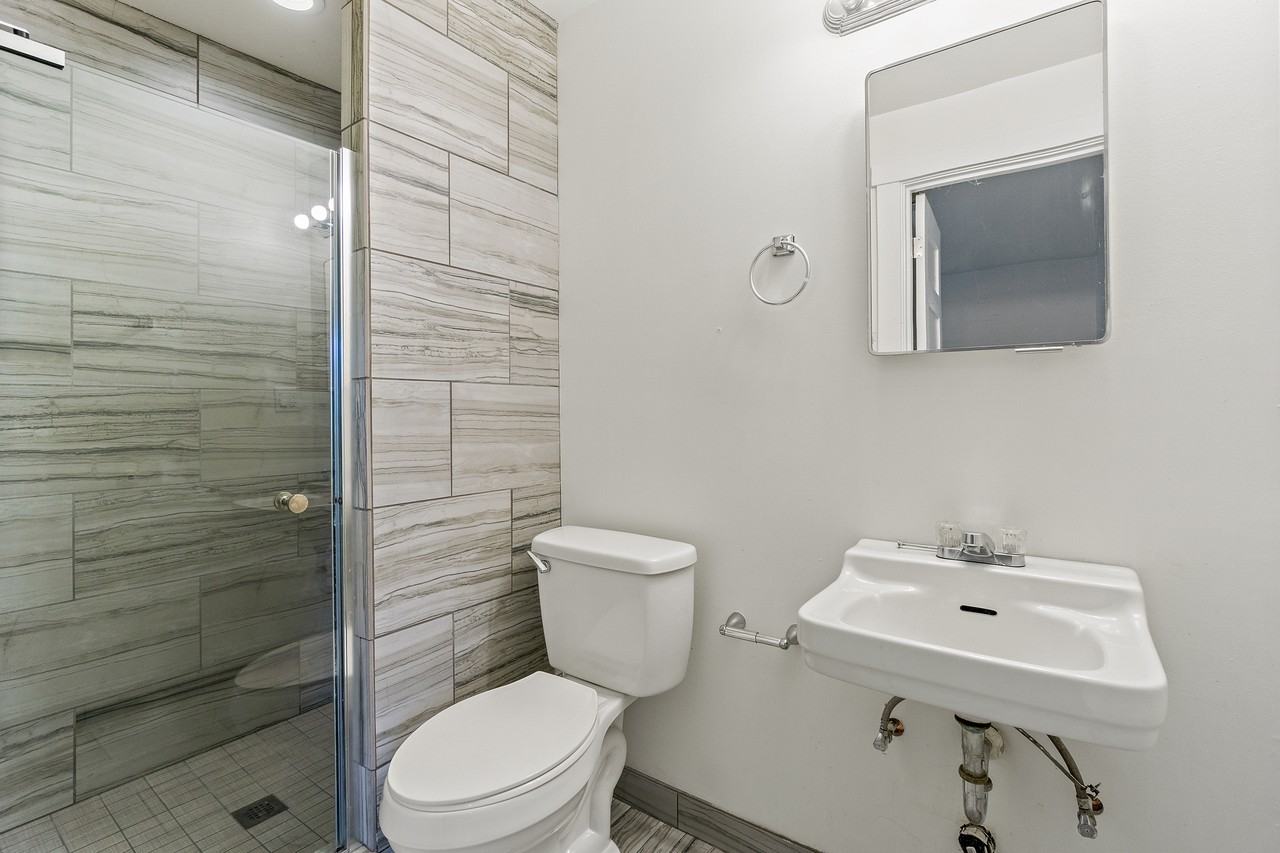 1320 14th Avenue South // Garden Apartments - Photo 6 of 50