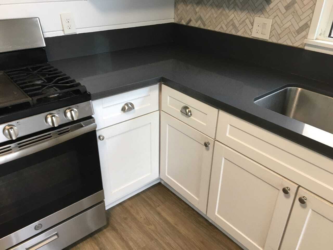 1070 10th Street - Photo 6 of 8