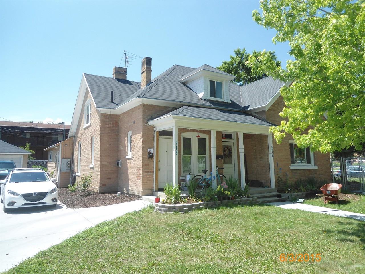 216/218 South 500 East - Photo 7 of 17