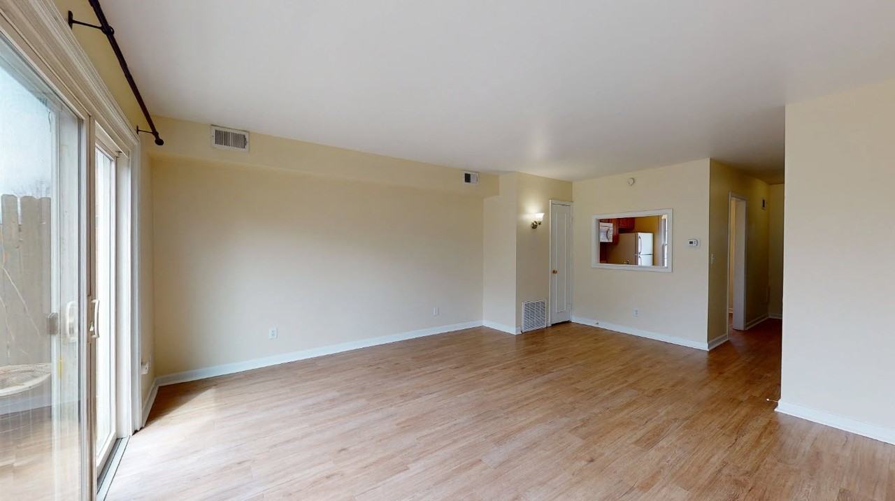 Carriage Hill Townhomes - Photo 3 of 16