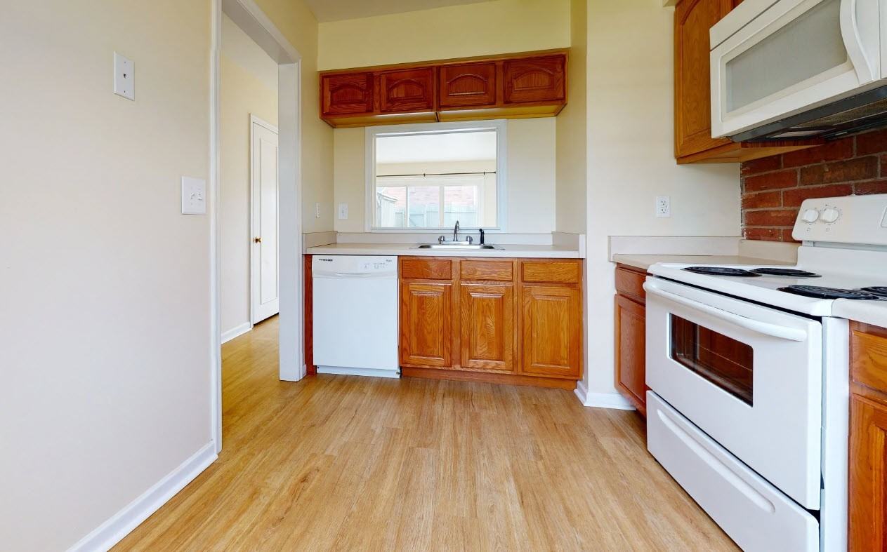 Carriage Hill Townhomes - Photo 5 of 16