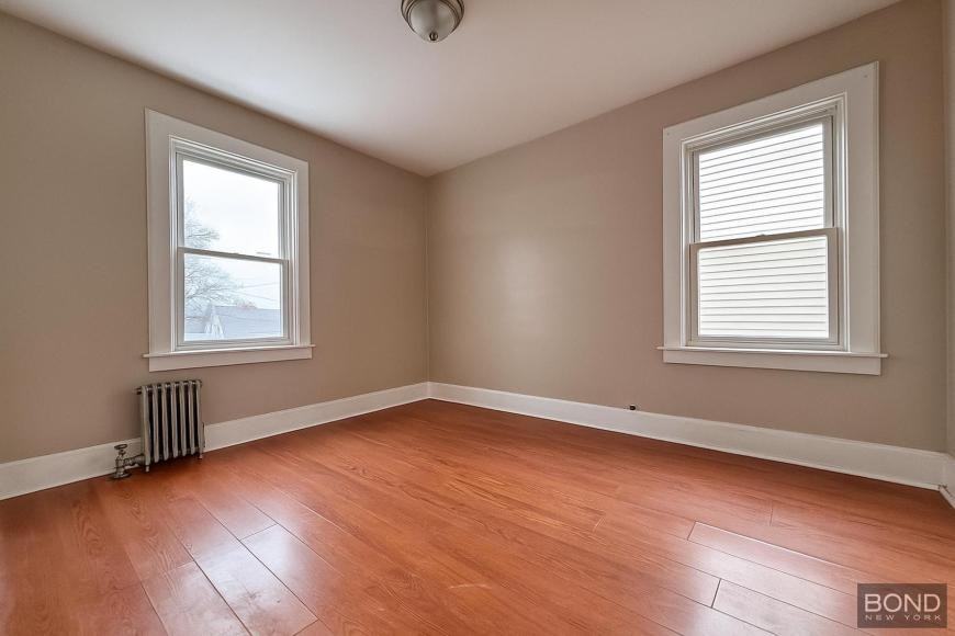 9045 207th St - Photo 2 of 4