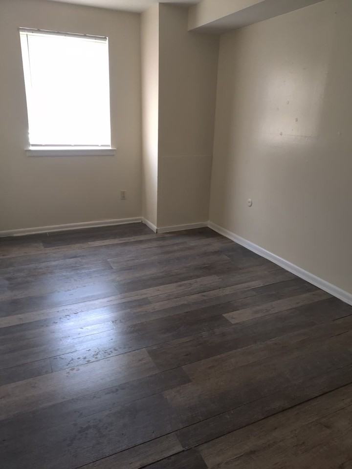 2721 South 76th Street - Photo 7 of 10