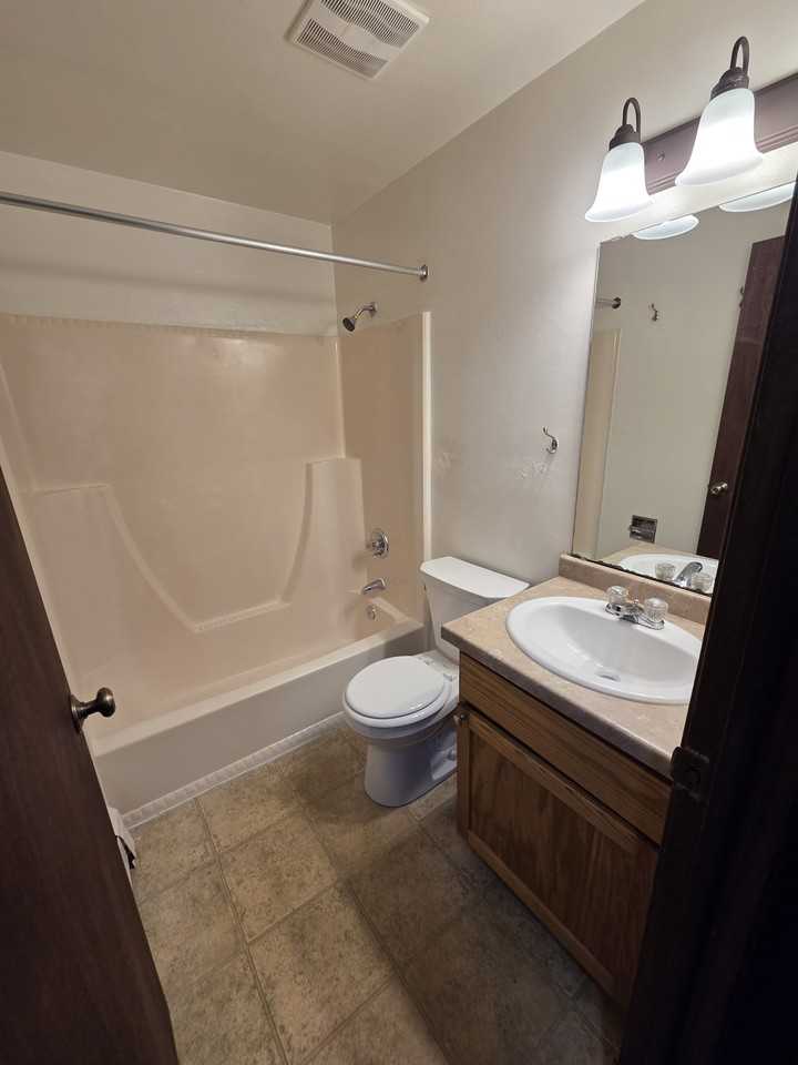 733 Chapel View - Photo 6 of 8