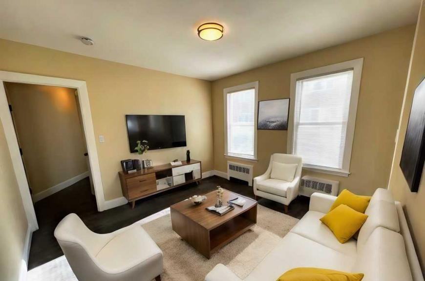 87 Winthrop St - Photo 7 of 10