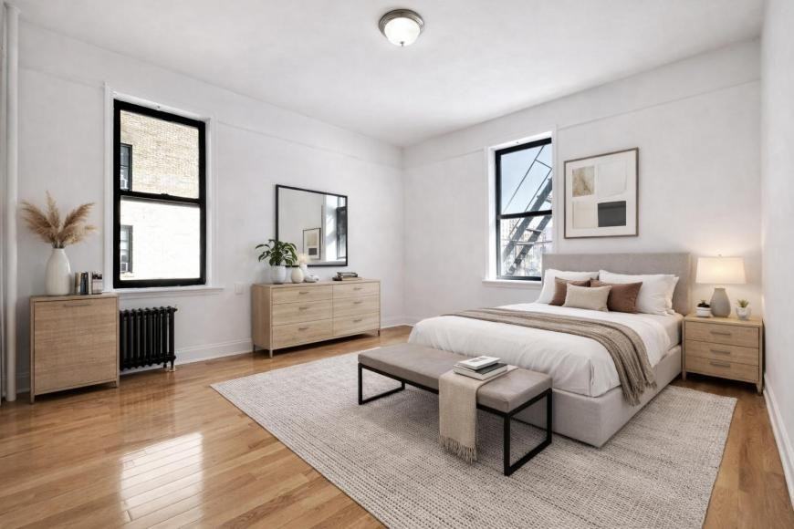 121 Bennett Ave - Photo 3 of 8