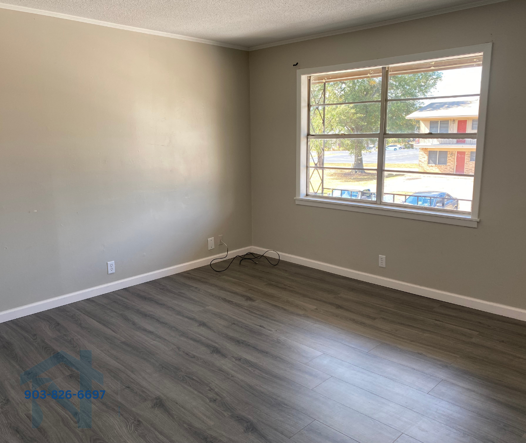 Water Oak 302 Houston Street - Photo 3 of 11