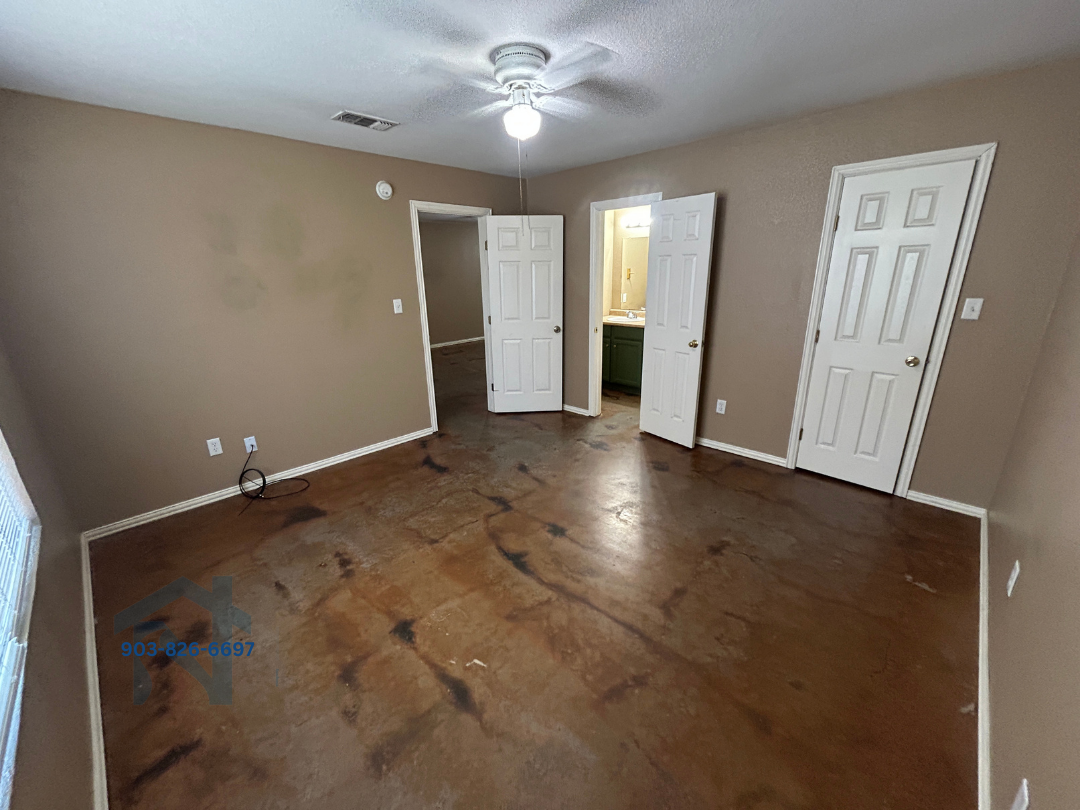 Cardinal Lane Duplexes - Photo 7 of 13