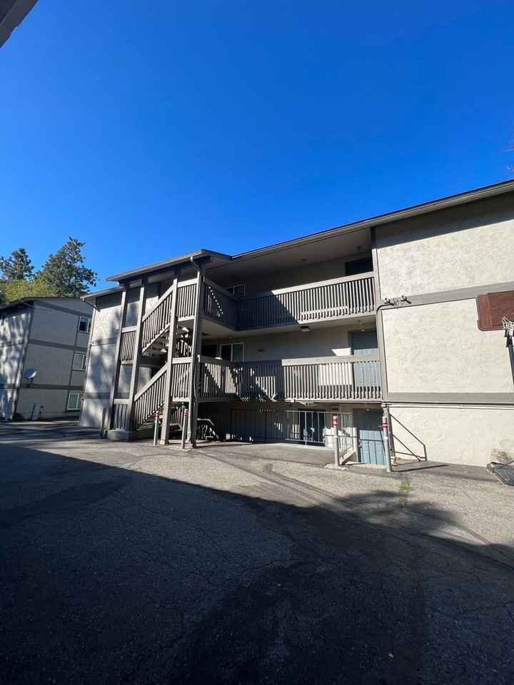 Chandler Apartments - Photo 6 of 7