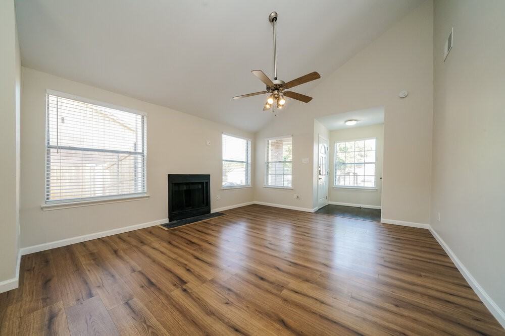 6732 Woodsmoke Way - Photo 3 of 16