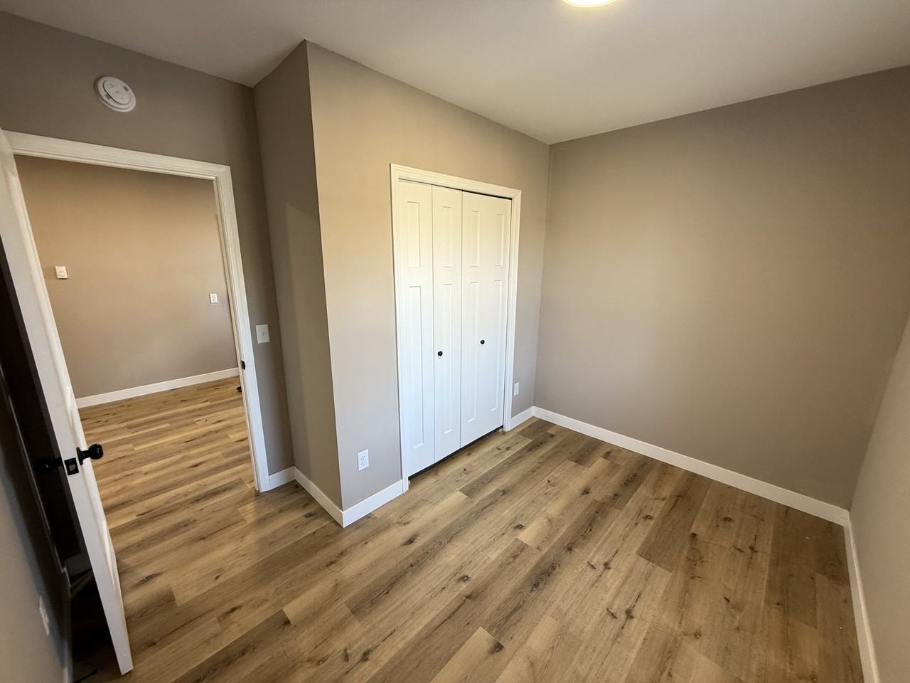 365 State Street N - Photo 5 of 10