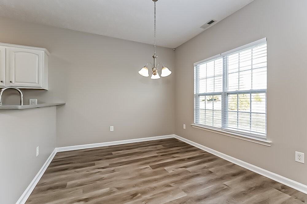 120 Emma Ct - Photo 5 of 16