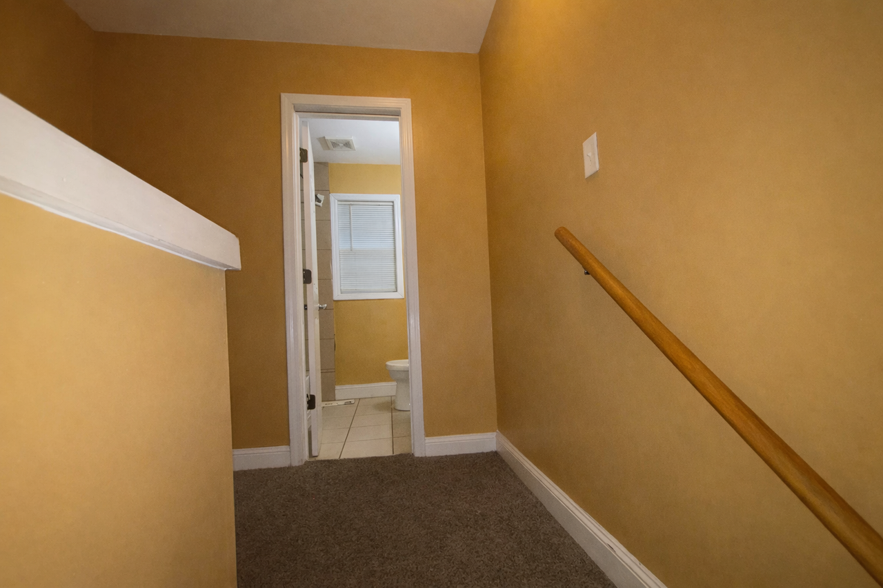 192 Straight Street - Photo 3 of 11