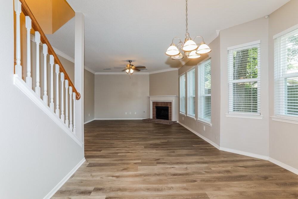 19419 Kacey Lane Ct - Photo 5 of 17