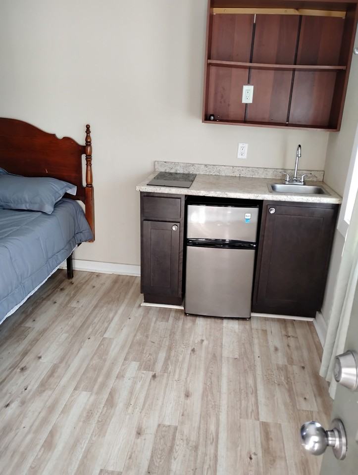 Searsport Suites - Photo 2 of 14