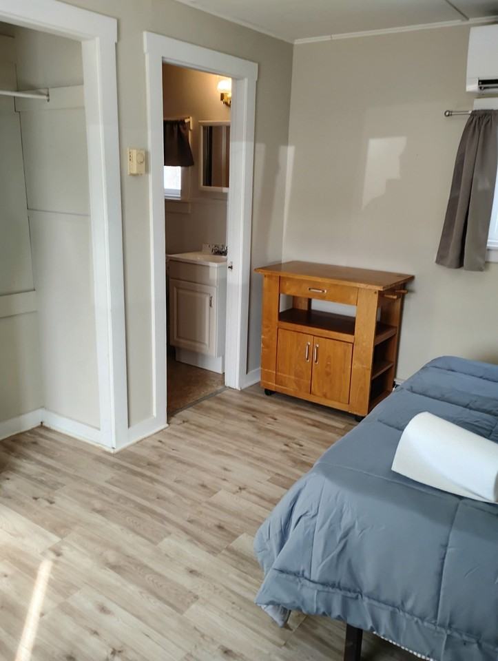 Searsport Suites - Photo 5 of 14