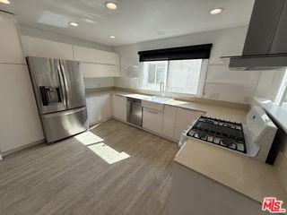 36 Anchorage St #1 - Photo 3 of 8