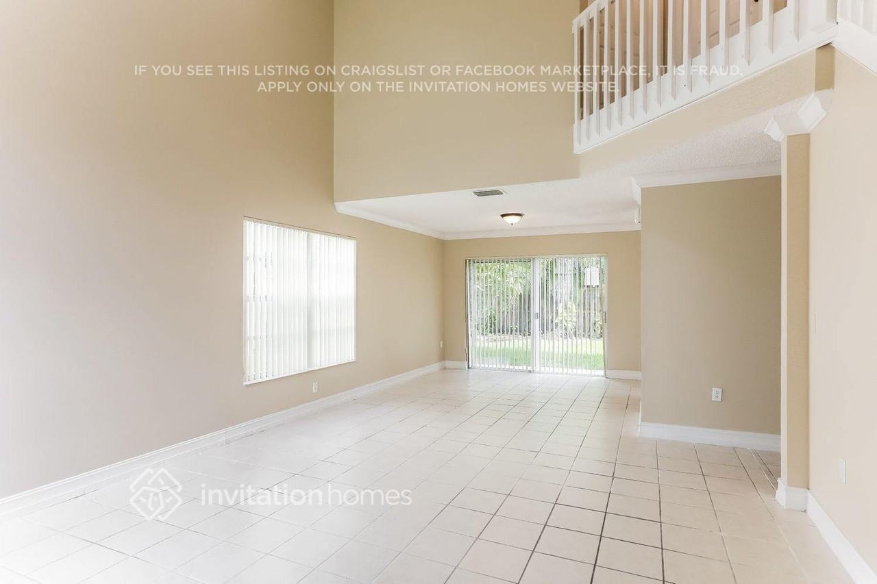 3088 Nw 123rd Ter - Photo 5 of 18