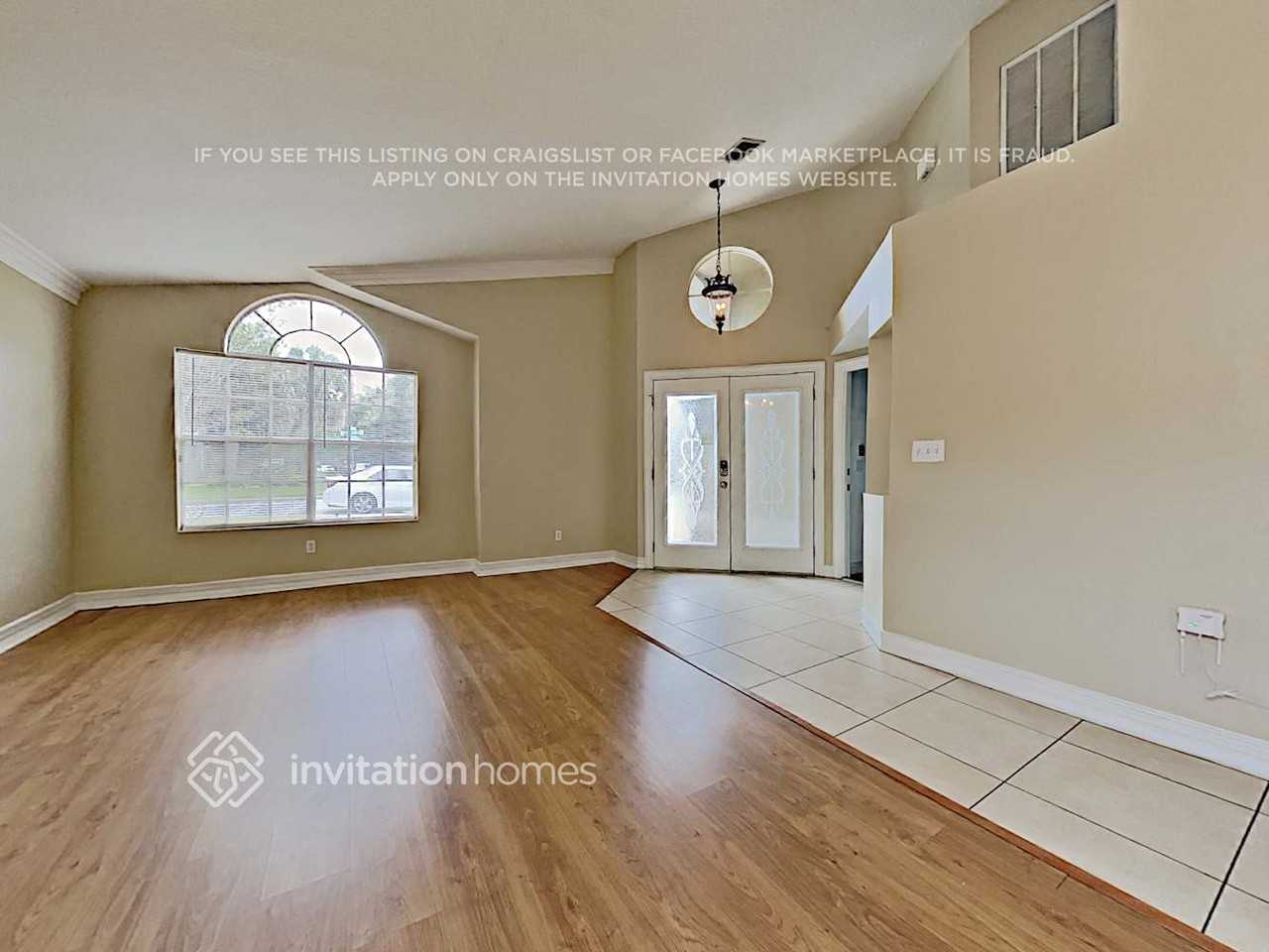 2802 Mystic Cove Dr - Photo 3 of 8