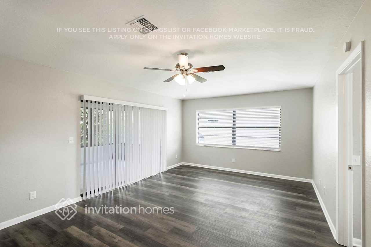 8737 Andros Ln - Photo 4 of 30