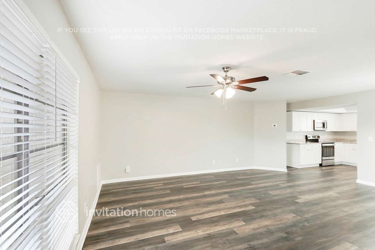 8737 Andros Ln - Photo 5 of 30