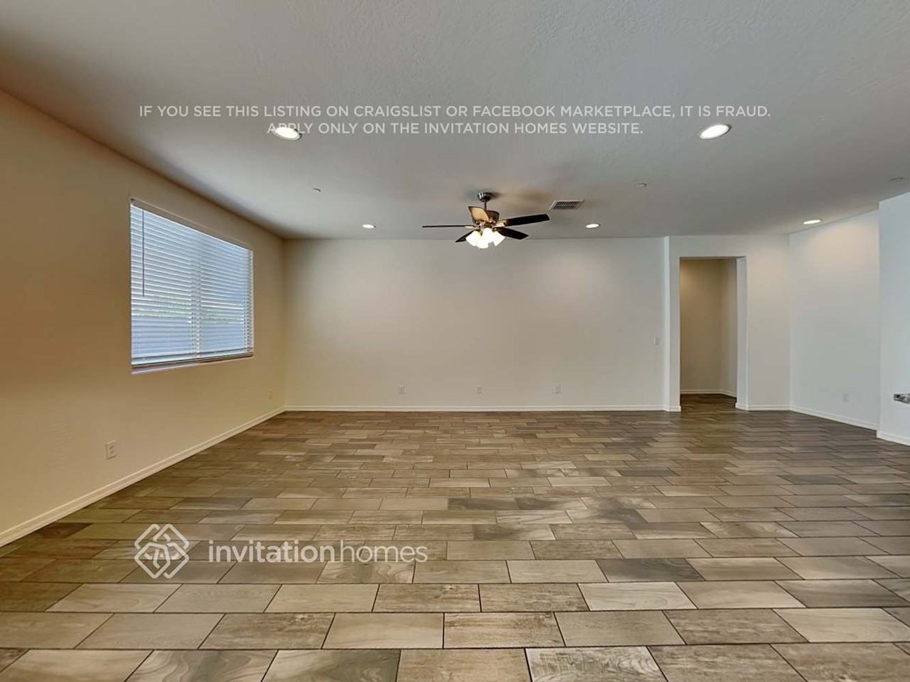 24687 N 106th Dr - Photo 3 of 18