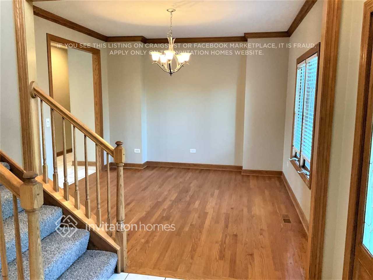 8172 Parkview Ln - Photo 3 of 15