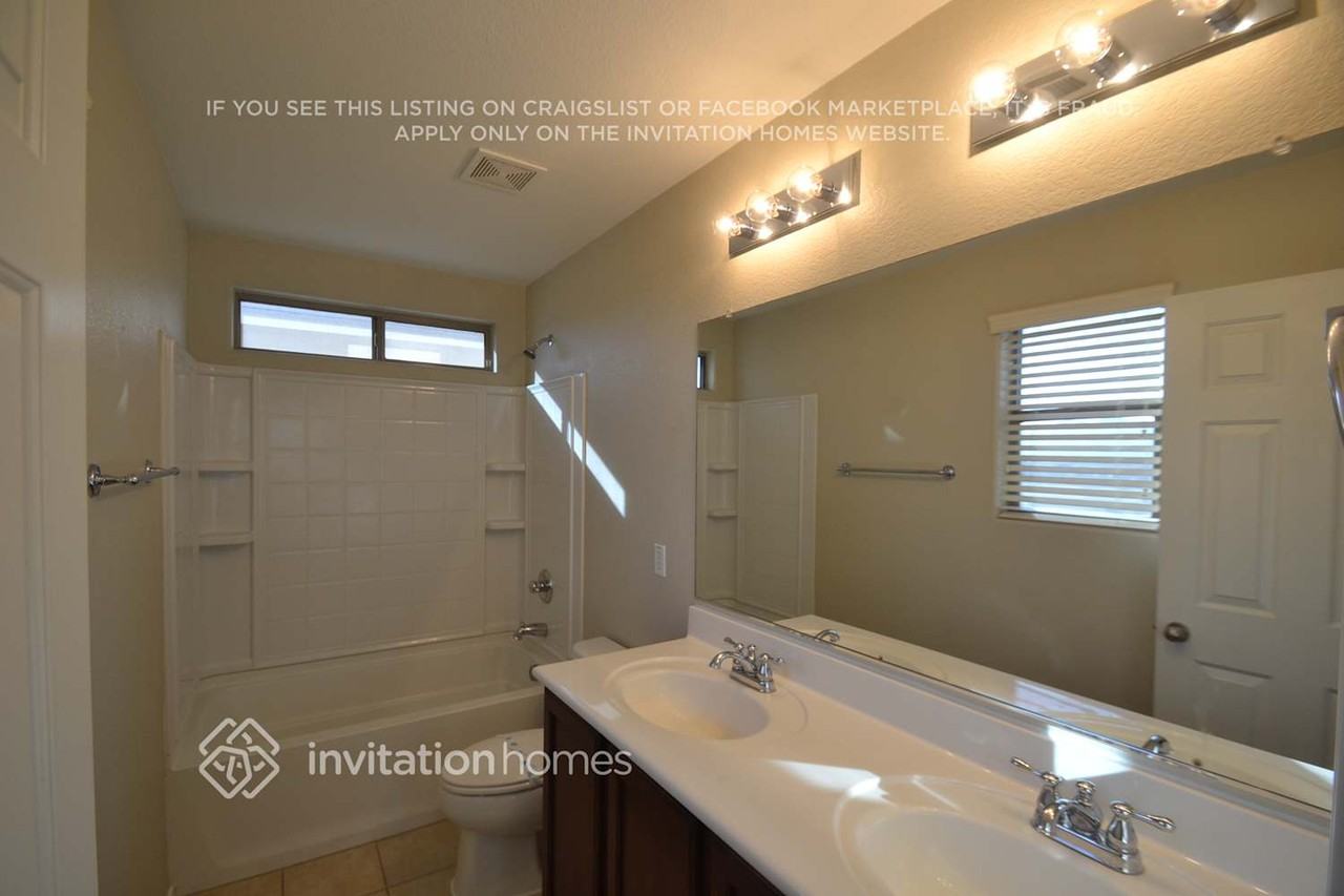 6351 W Beverly Rd - Photo 4 of 7