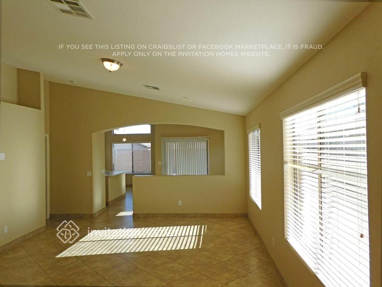 14703 N 148th Ave - Photo 2 of 11