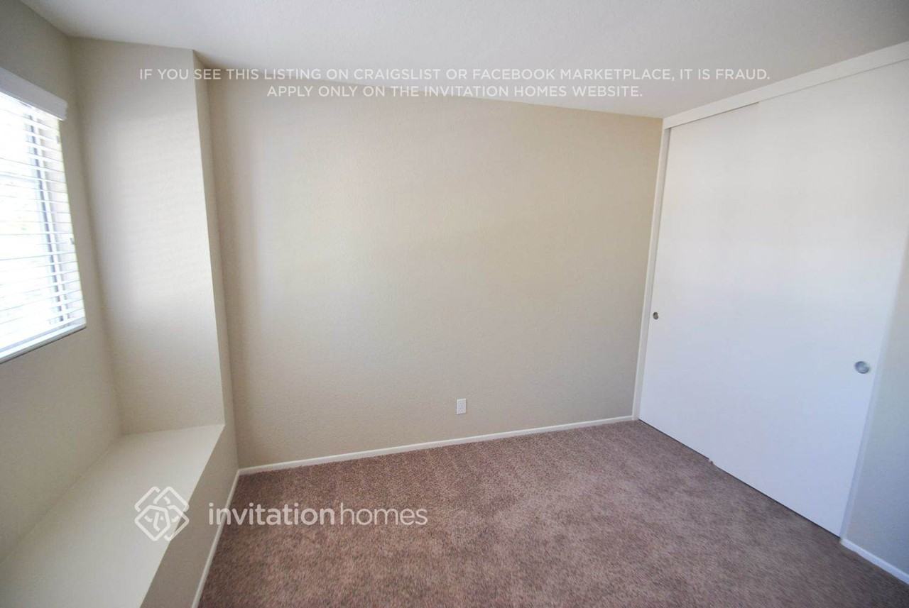 26719 Colt Dr - Photo 2 of 6