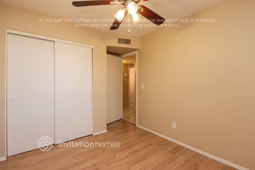 1014 E Marco Polo Rd - Photo 7 of 18