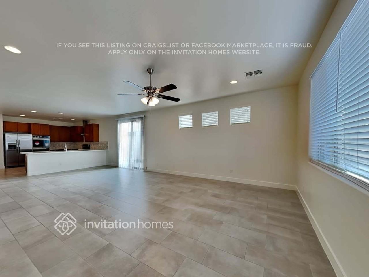 16513 S 10th St - Photo 4 of 22