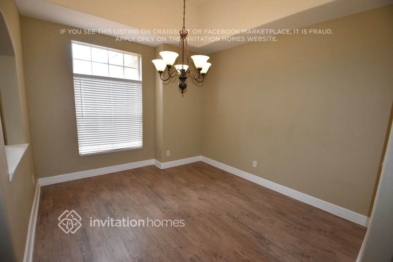 1262 Western Pine Cir - Photo 3 of 15