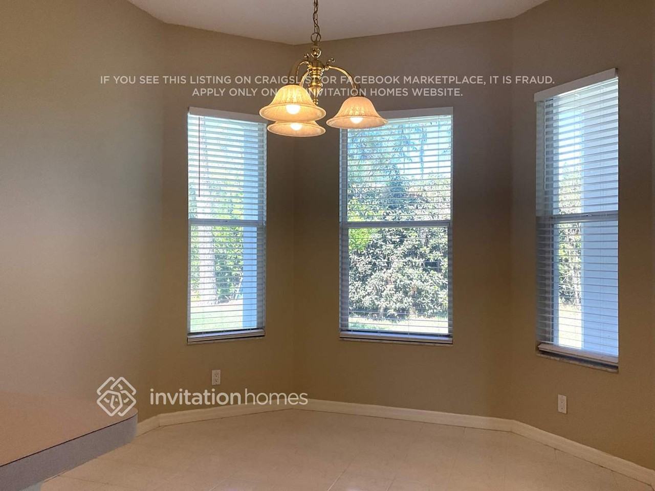 10401 Canary Isle Dr - Photo 7 of 17